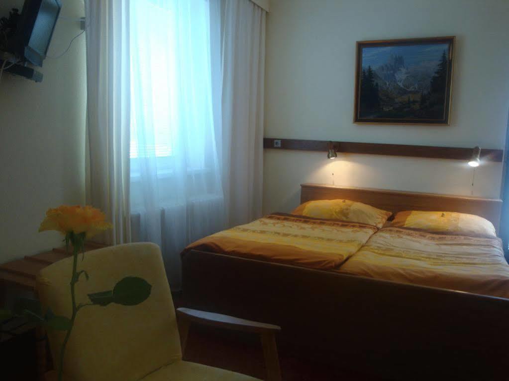 Aurelius Pension Μπάντεν Εξωτερικό φωτογραφία